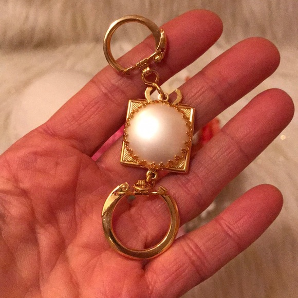 True vintage keychain - Picture 2 of 4